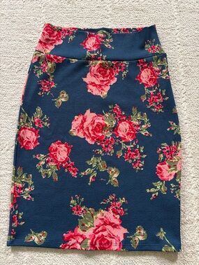 LuLaRoe Navy Pencil Skirt with Pink Rose Print